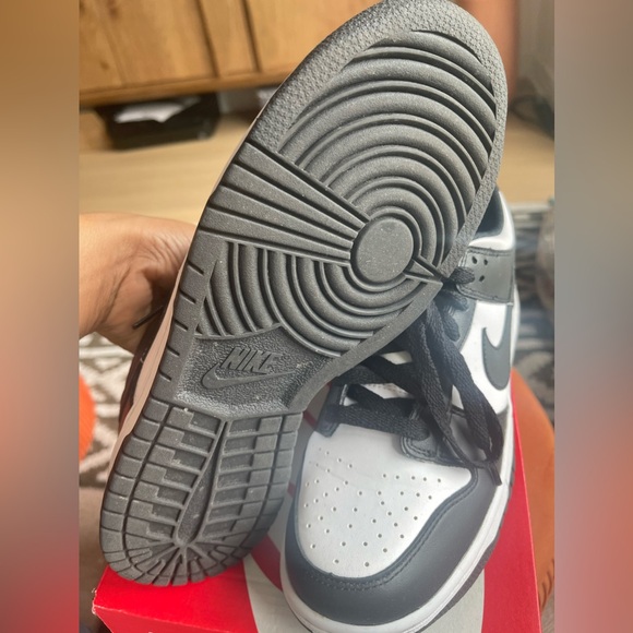 Nike dunk low panda (GS) - Picture 1 of 5